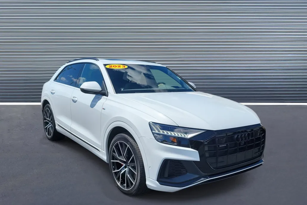 2023 Audi Q8 Prestige 55 photo 1