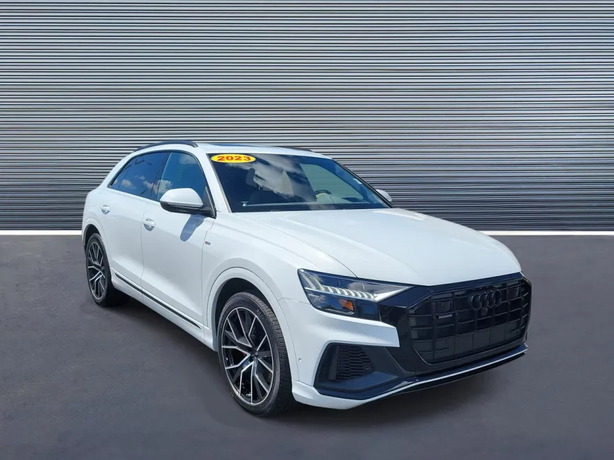 2023 Audi Q8 Prestige 55 photo 1
