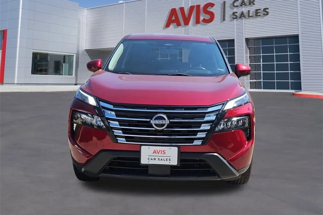 2024 Nissan Rogue SV photo 1