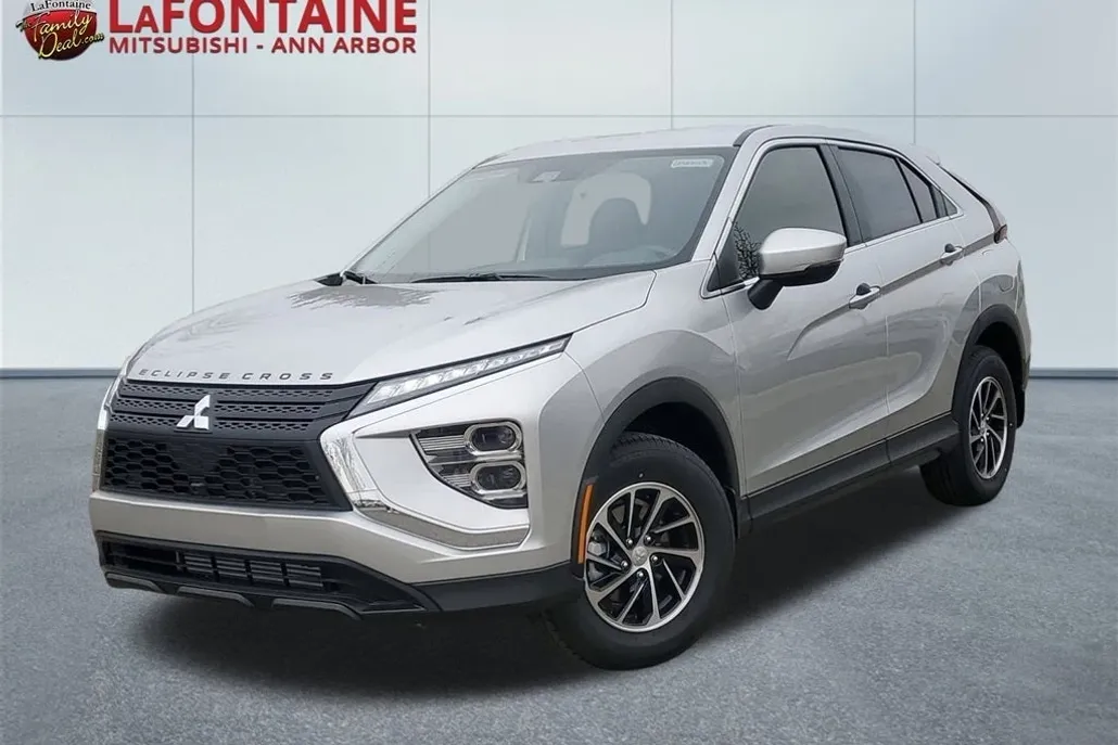 2025 Mitsubishi Eclipse Cross ES photo 1