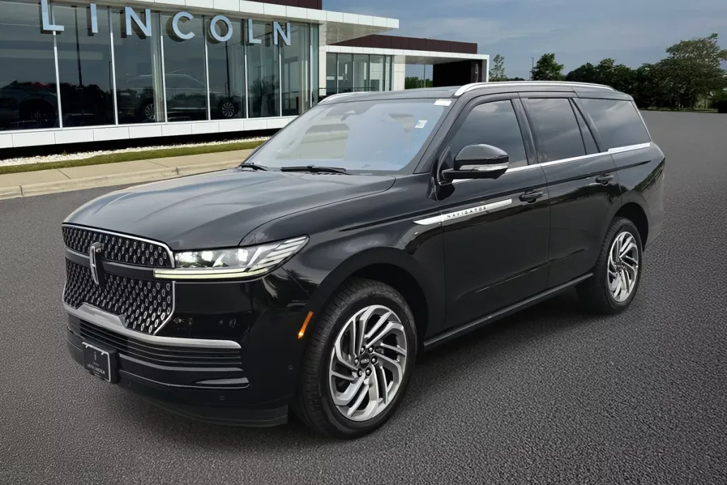 2025 Lincoln Navigator Reserve photo 1