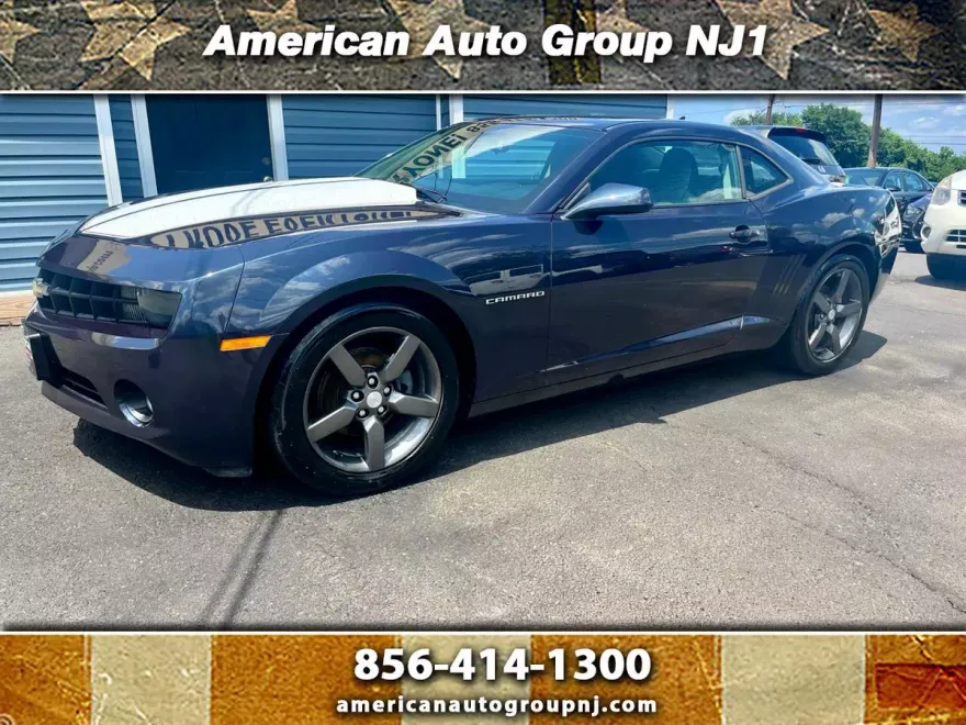 2013 Chevrolet Camaro 1LT photo 1