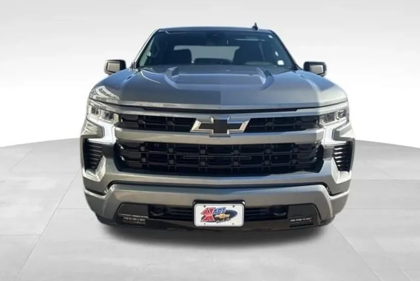 2024 Chevrolet Silverado 1500 RST photo 1