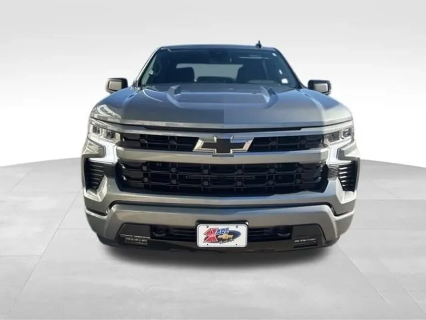 2024 Chevrolet Silverado 1500 RST photo 1