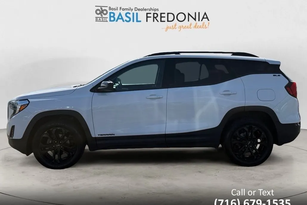2021 Gmc Terrain SLE photo 1