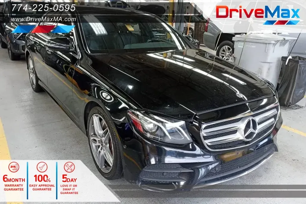 2018 Mercedes Benz E 300 4MATIC Sedan photo 1