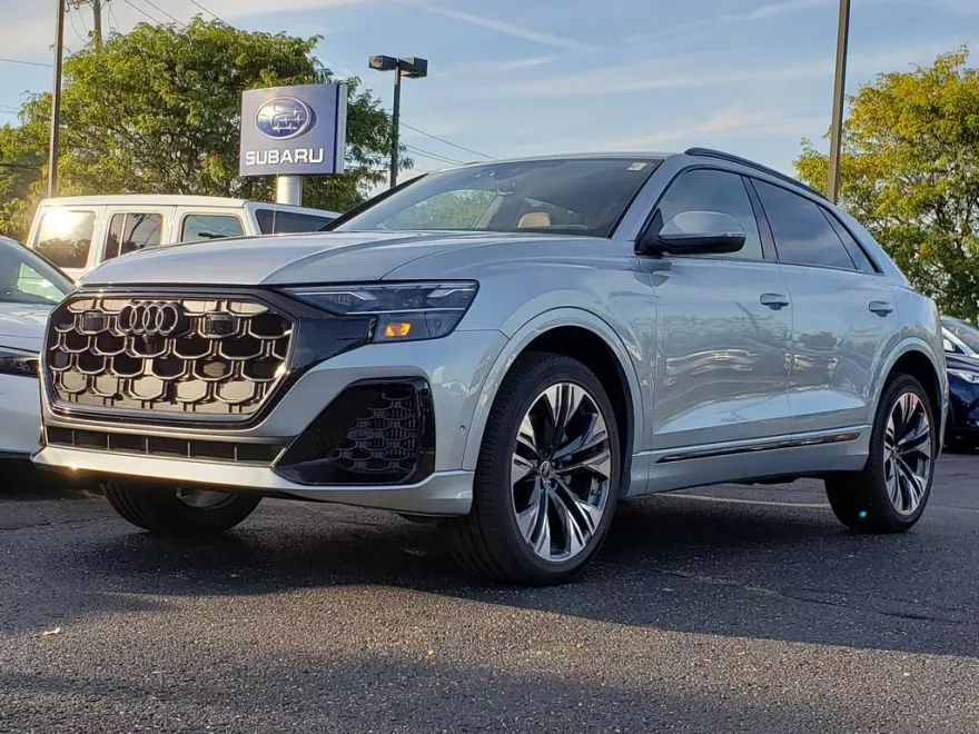 2025 Audi Q8 Premium Plus 55 photo 1