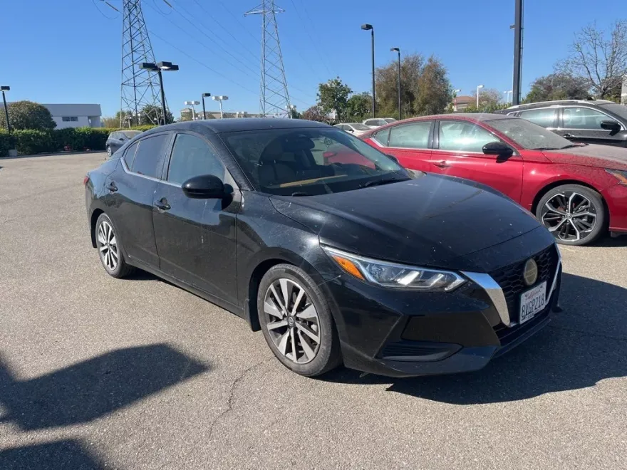 2021 Nissan Sentra SV photo 1