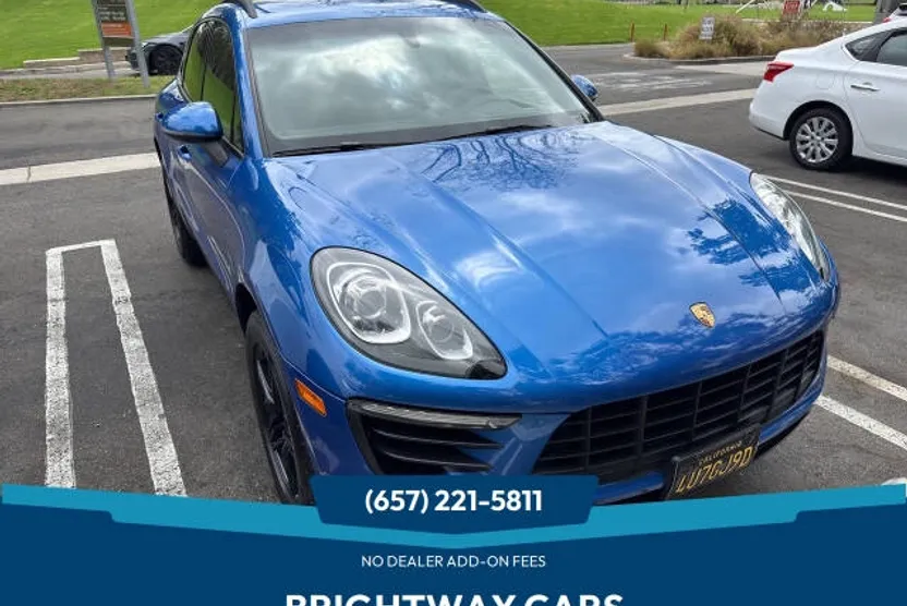 2015 Porsche Macan S photo 1