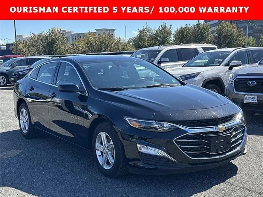 2025 Chevrolet Malibu LS photo 1