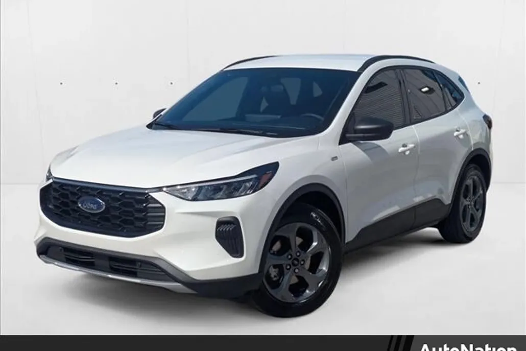 2025 Ford Escape ST-Line photo 1