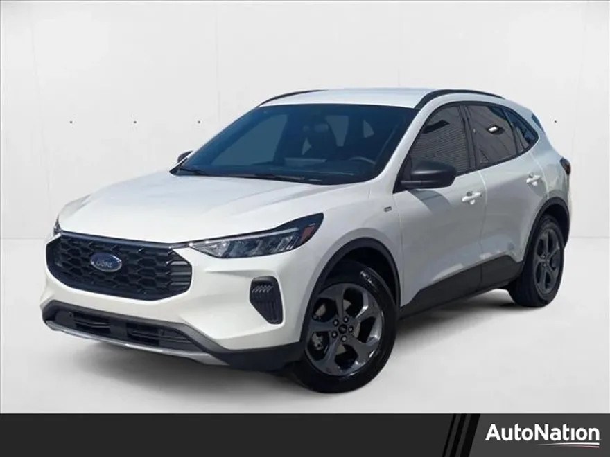 2025 Ford Escape ST-Line photo 1