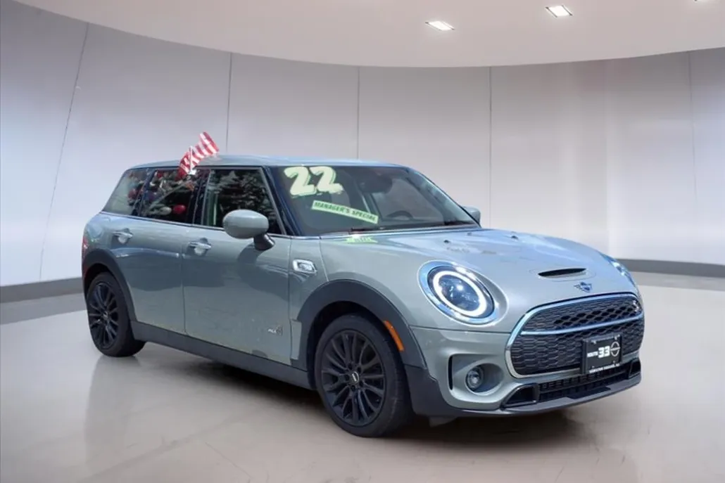 2022 Mini Clubman Base S ALL4 photo 1