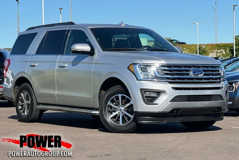 2019 Ford Expedition XLT photo 1