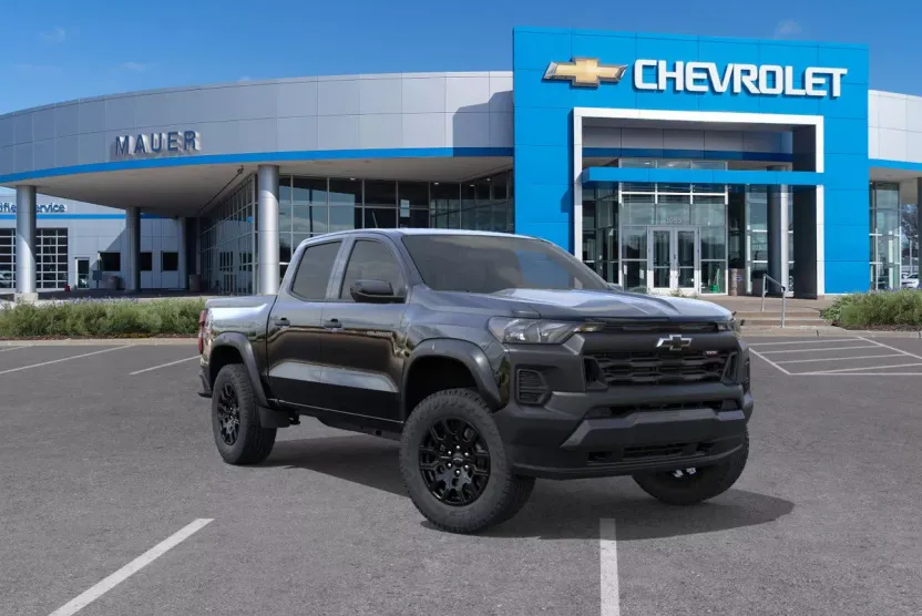 2026 Chevrolet Colorado Trail Boss photo 1