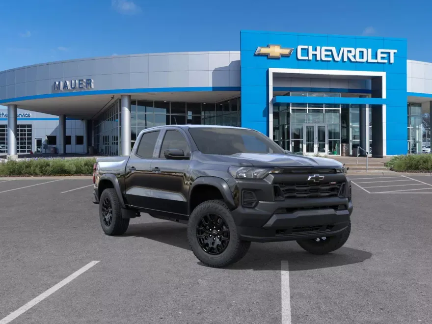 2026 Chevrolet Colorado Trail Boss photo 1