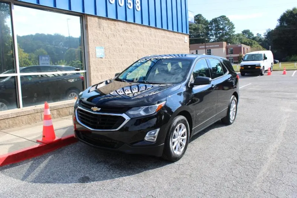 2019 Chevrolet Equinox LS photo 1