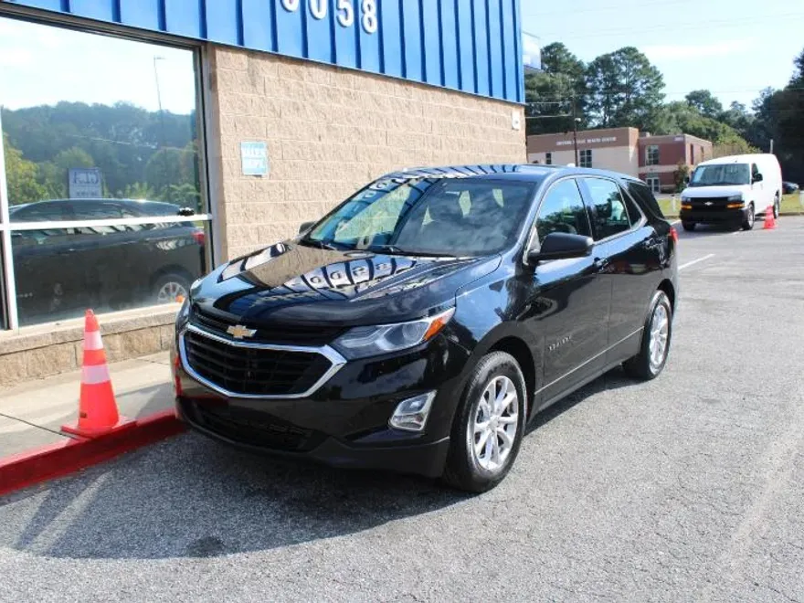 2019 Chevrolet Equinox LS photo 1