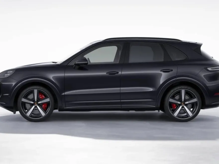 2026 Porsche Cayenne GTS photo 1