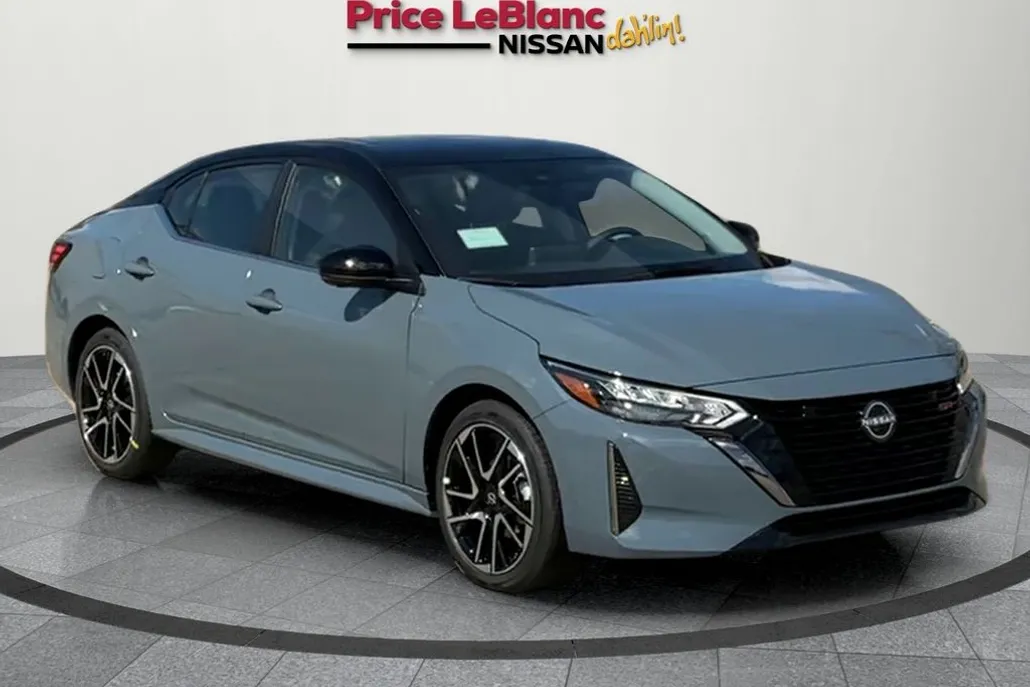 2025 Nissan Sentra SR photo 1