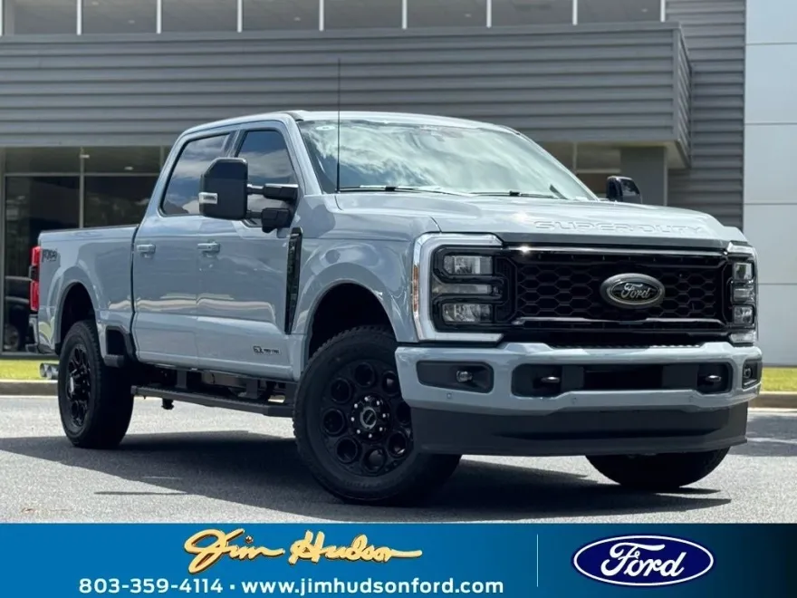 2025 Ford F-250 photo 1