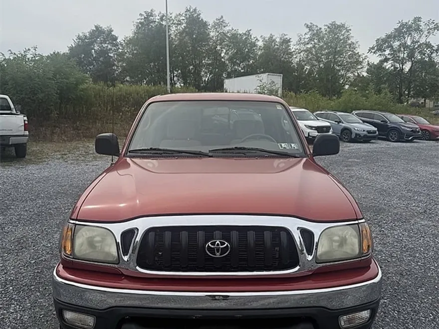 2003 Toyota Tacoma PreRunner photo 2