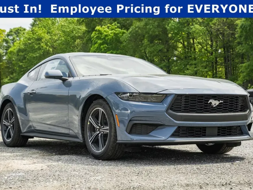 2025 Ford Mustang EcoBoost photo 1