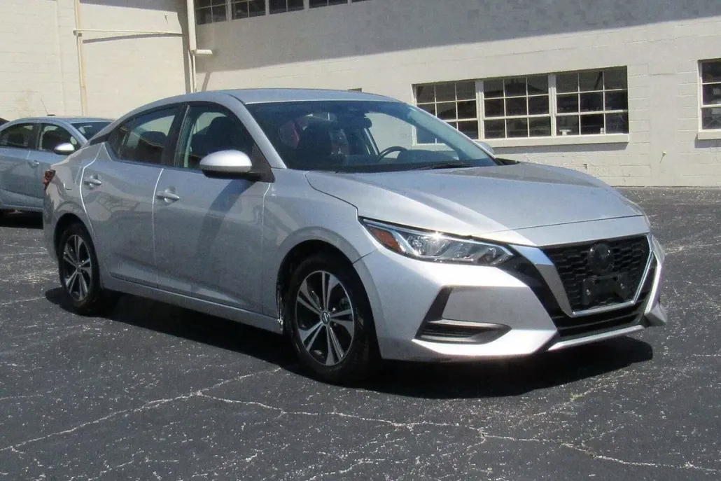 2022 Nissan Sentra SV photo 1