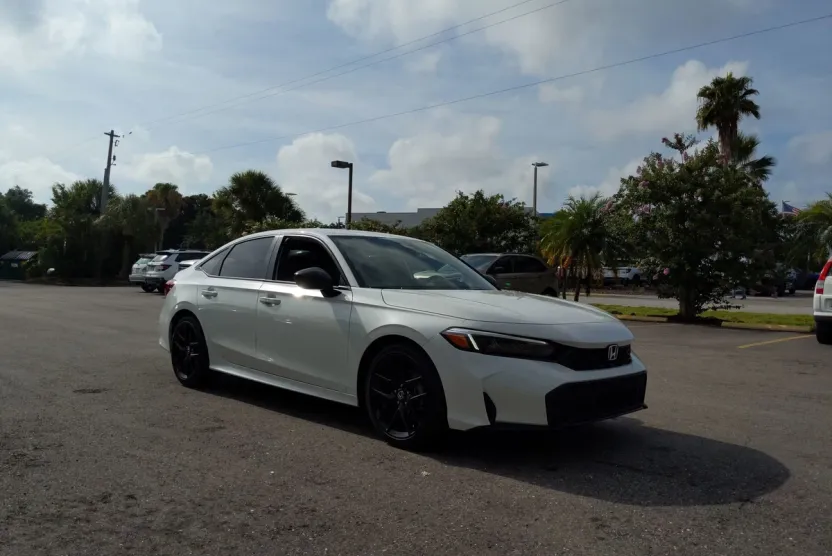 2026 Honda Civic Sport photo 1