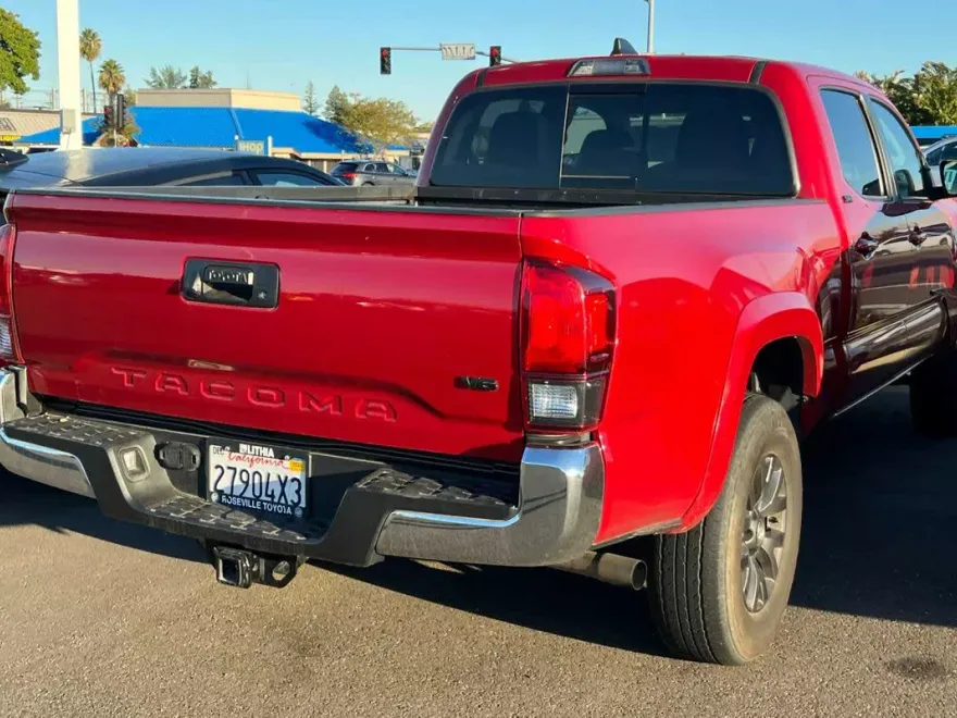 2023 Toyota Tacoma SR5 photo 1