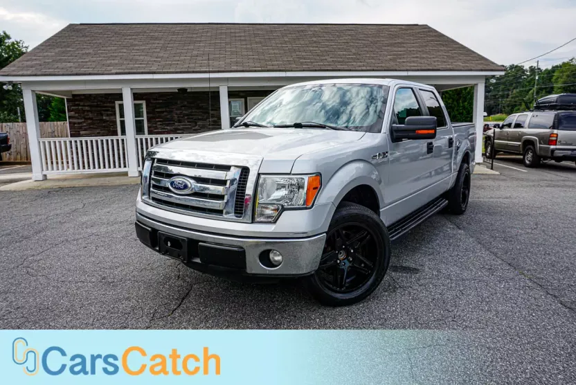 2011 Ford F-150 XLT photo 1