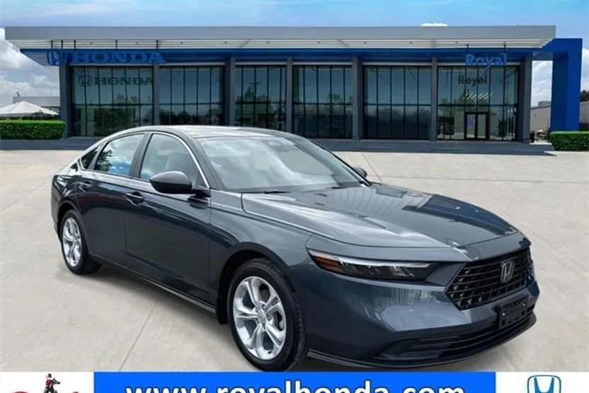 2025 Honda Accord LX photo 1