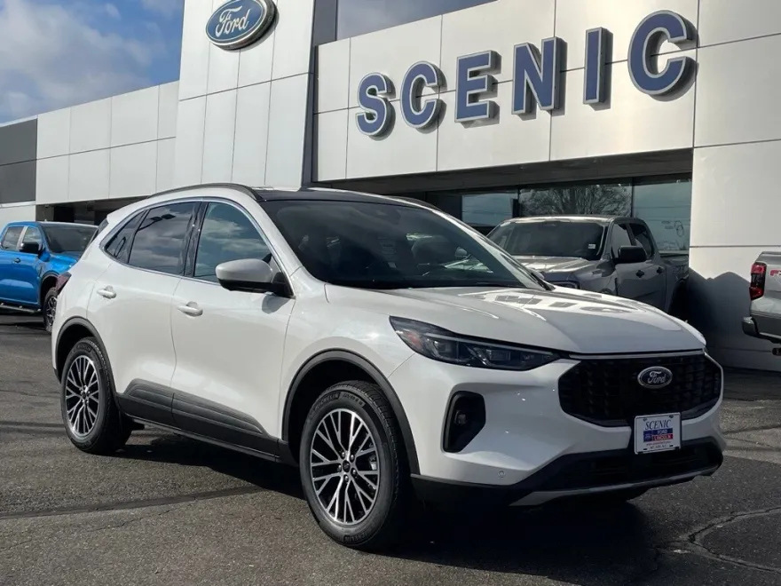 2025 Ford Escape Base photo 1