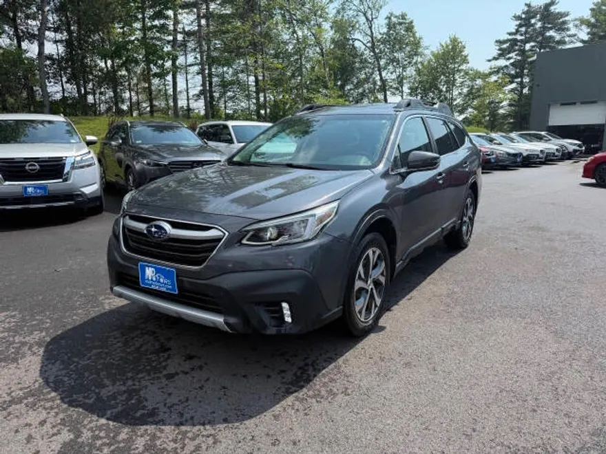 2020 Subaru Outback Limited photo 1