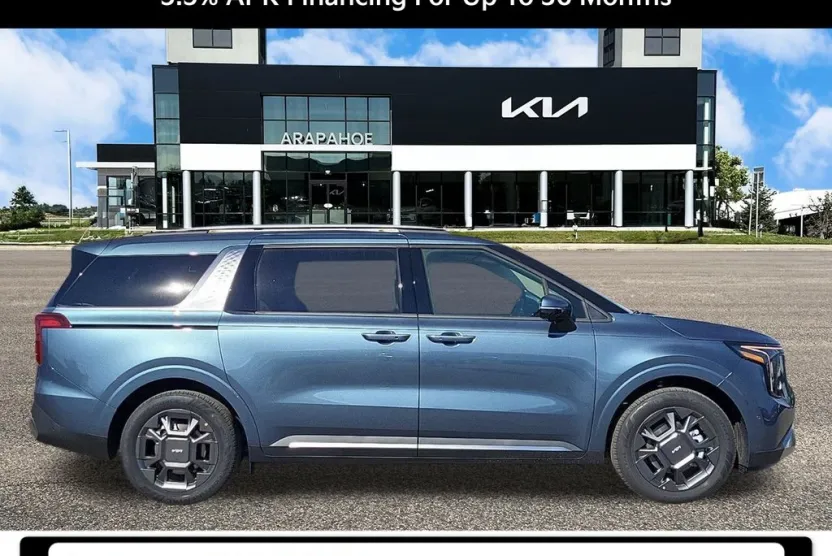 2026 Kia Carnival SX photo 1