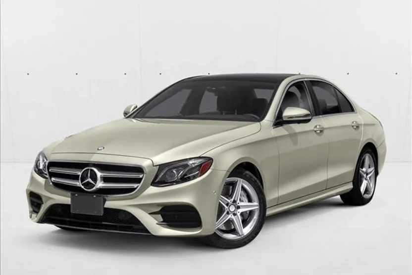 2017 Mercedes Benz E 300 photo 1