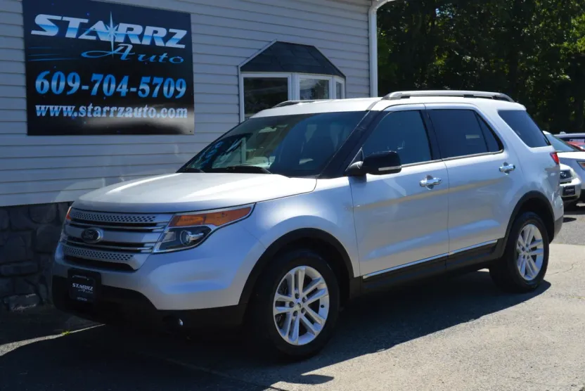 2014 Ford Explorer XLT Sport photo 1