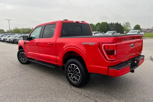 2022 Ford F-150 XLT photo 3
