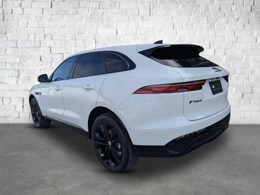 2023 Jaguar F-PACE P250 S photo 1