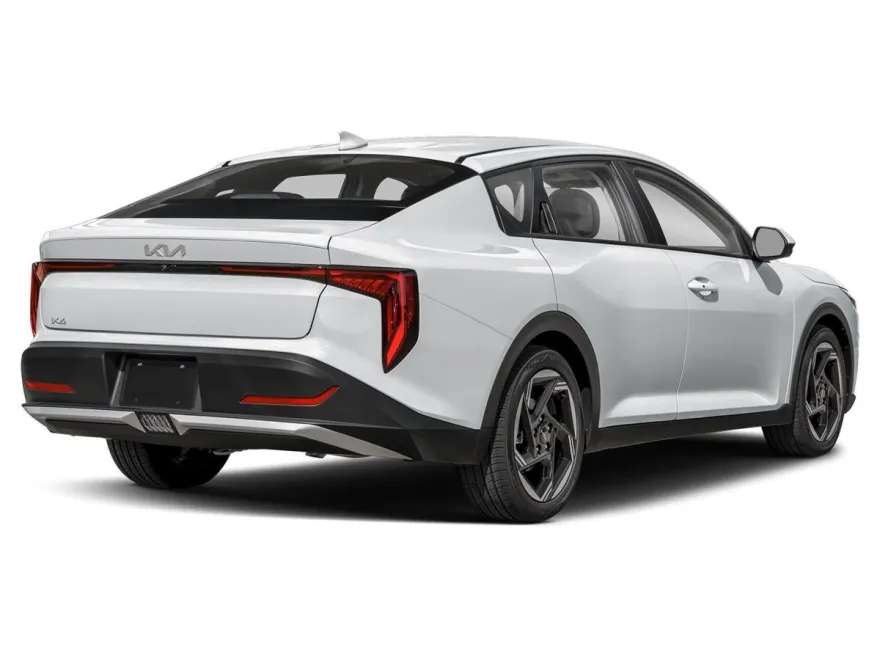 2025 Kia K4 EX photo 1
