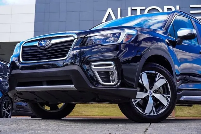 2021 Subaru Forester Touring photo 1