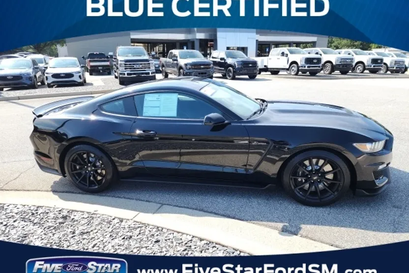 2016 Ford Mustang Shelby GT350 photo 1