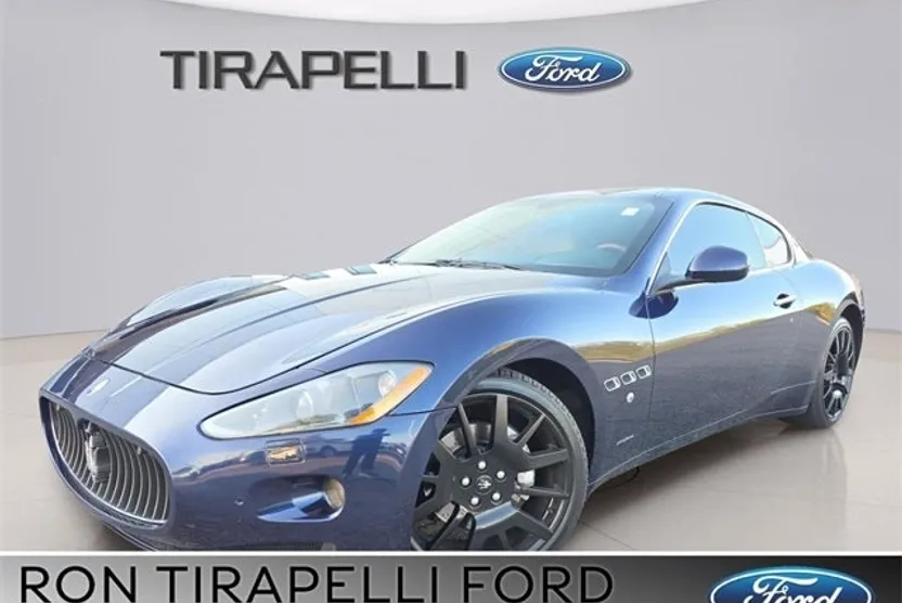 2010 Maserati Granturismo Base photo 1