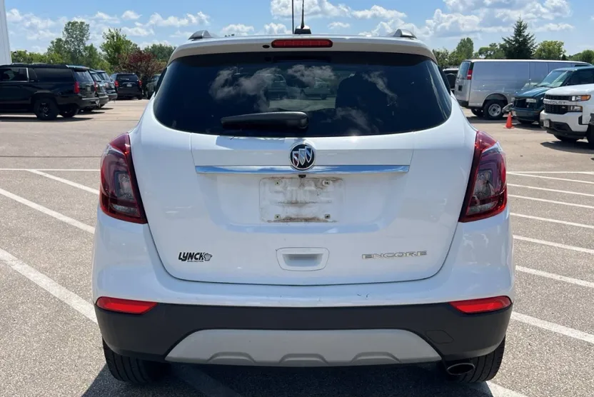 2021 Buick Encore Preferred photo 1