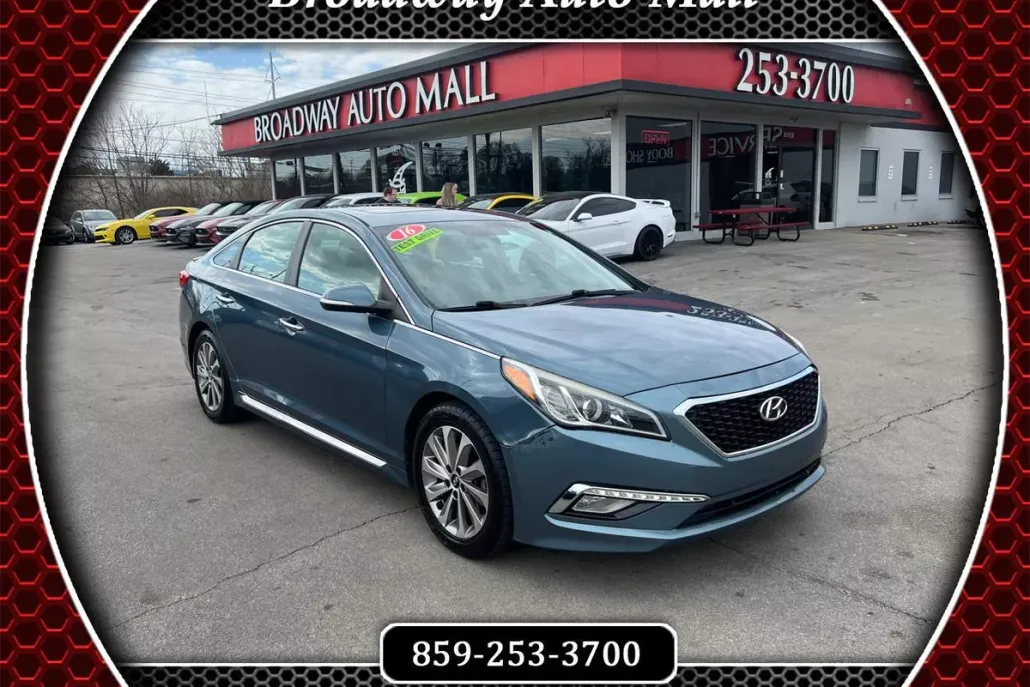 2016 Hyundai Sonata Sport photo 1