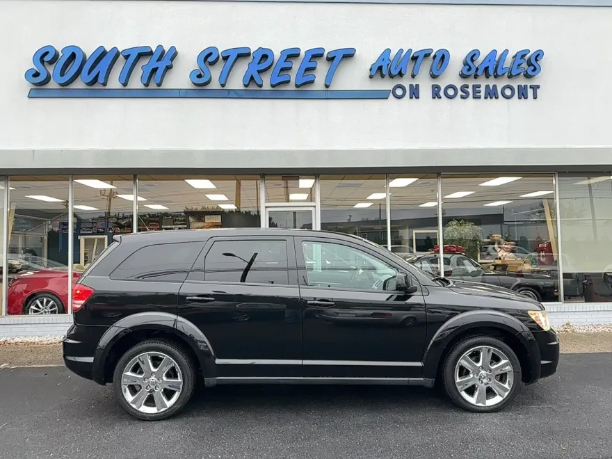2009 Dodge Journey SXT photo 1