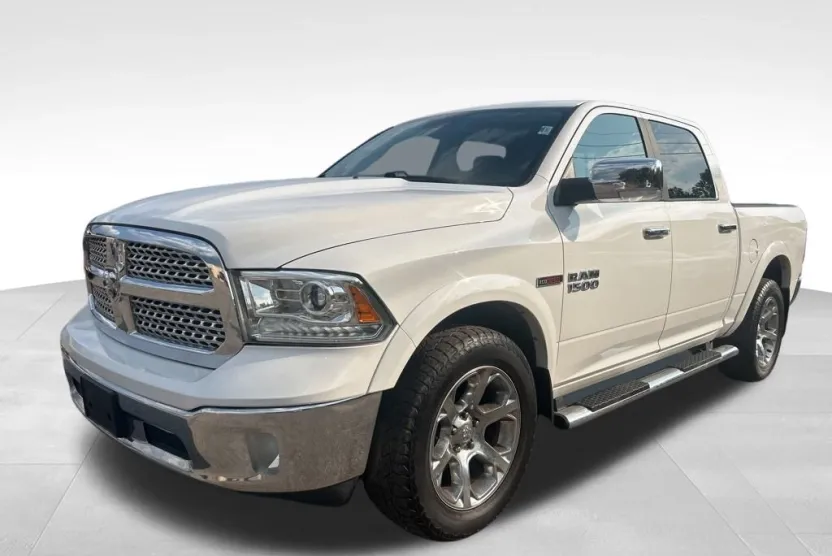 2018 Ram 1500 Laramie photo 1