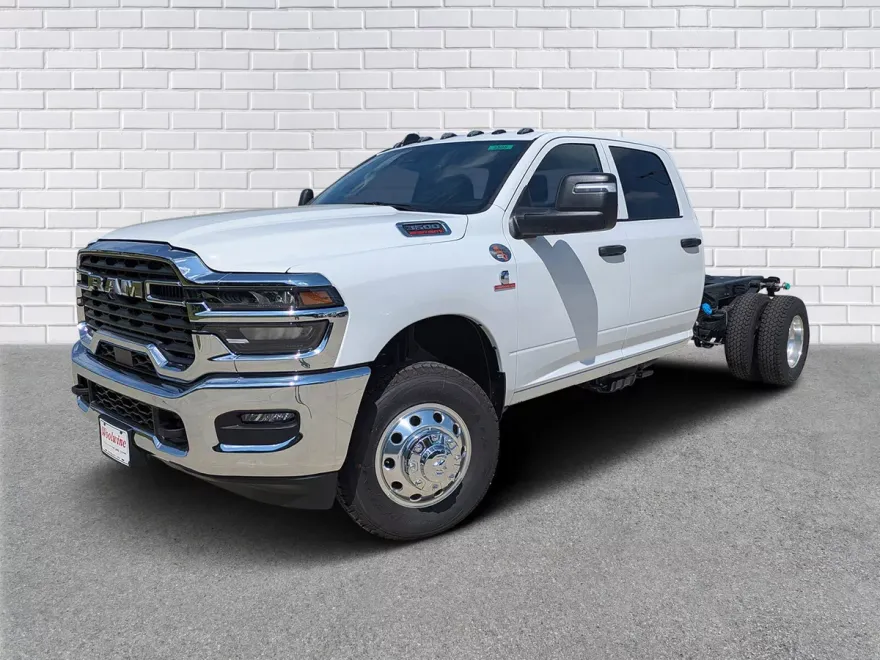 2025 Ram 3500 Tradesman Big Horn photo 1