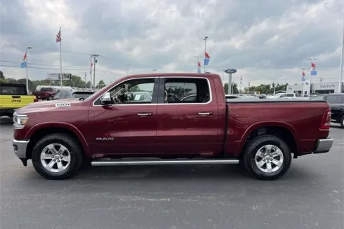 2019 Ram 1500 Laramie photo 3