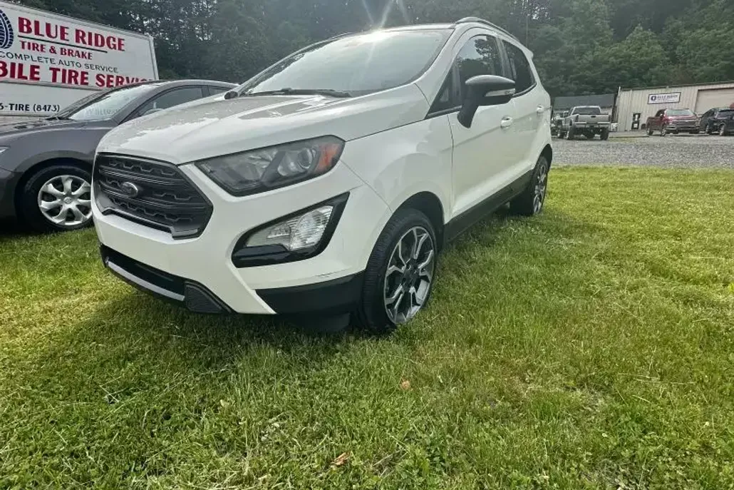 2020 Ford EcoSport SES photo 1